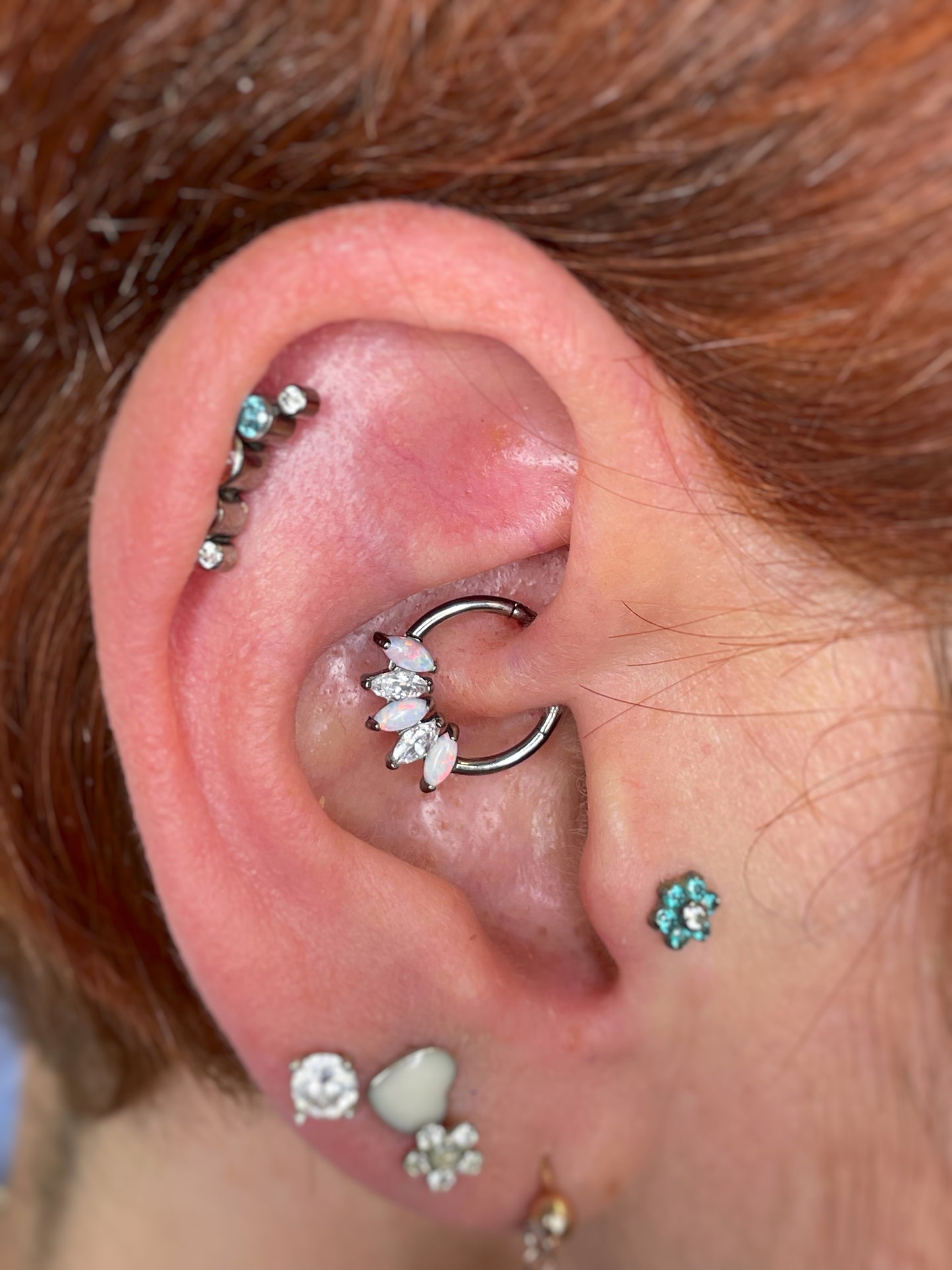 Anello Clicker in Titanio Zircone Premium & Opale Sintetico