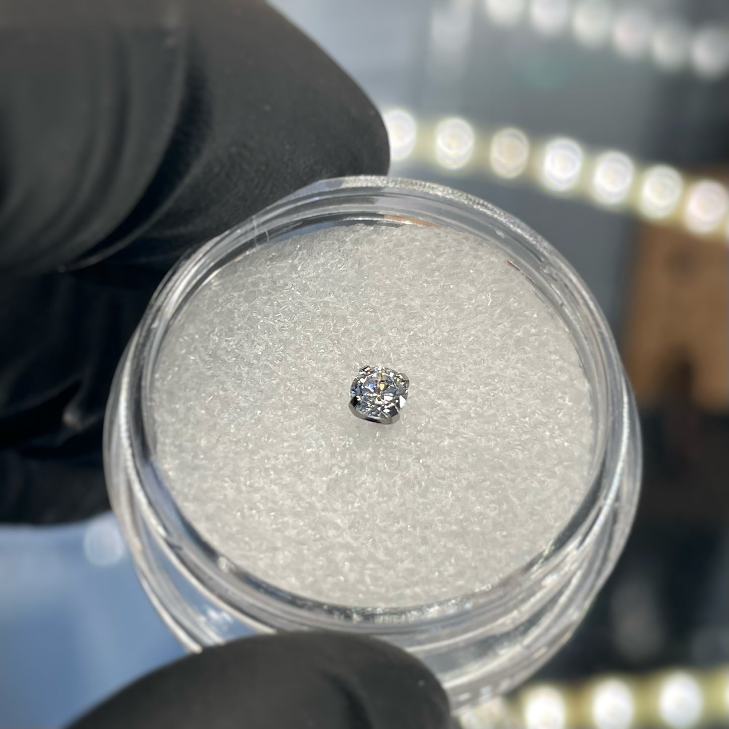 Prong CZ (montatura a griffe)