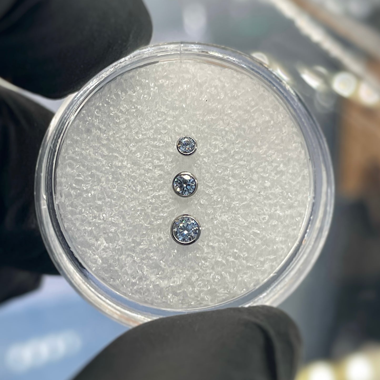 Punto luce (threadless)